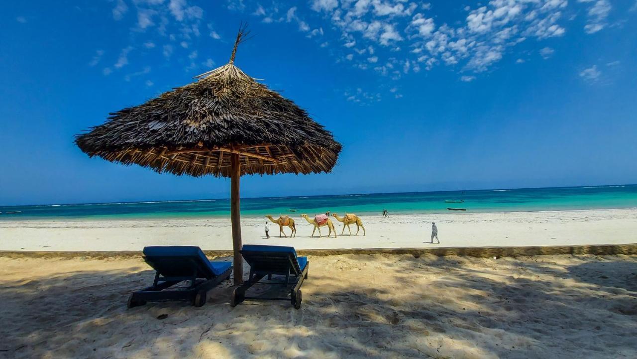 Diani Sea Resort Diani Beach Exterior photo