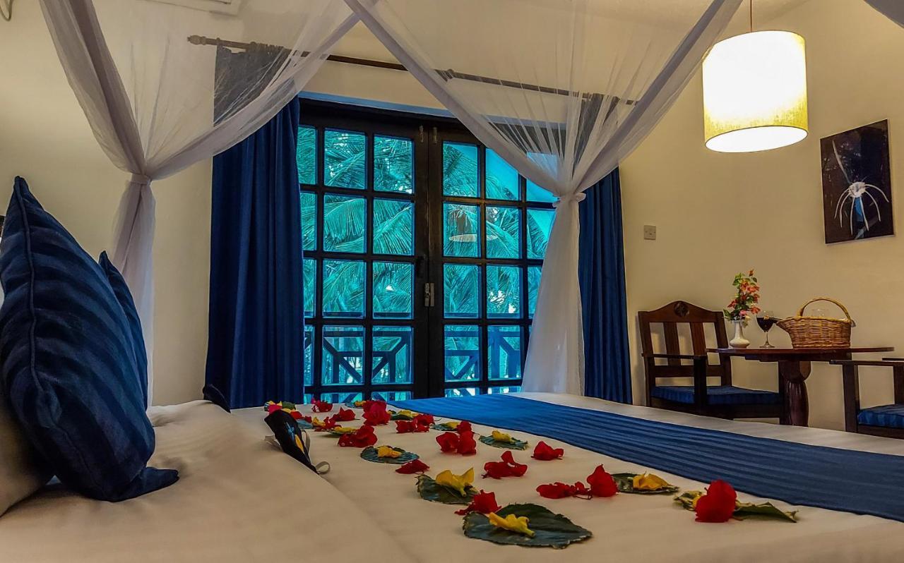 Diani Sea Resort Diani Beach Exterior photo