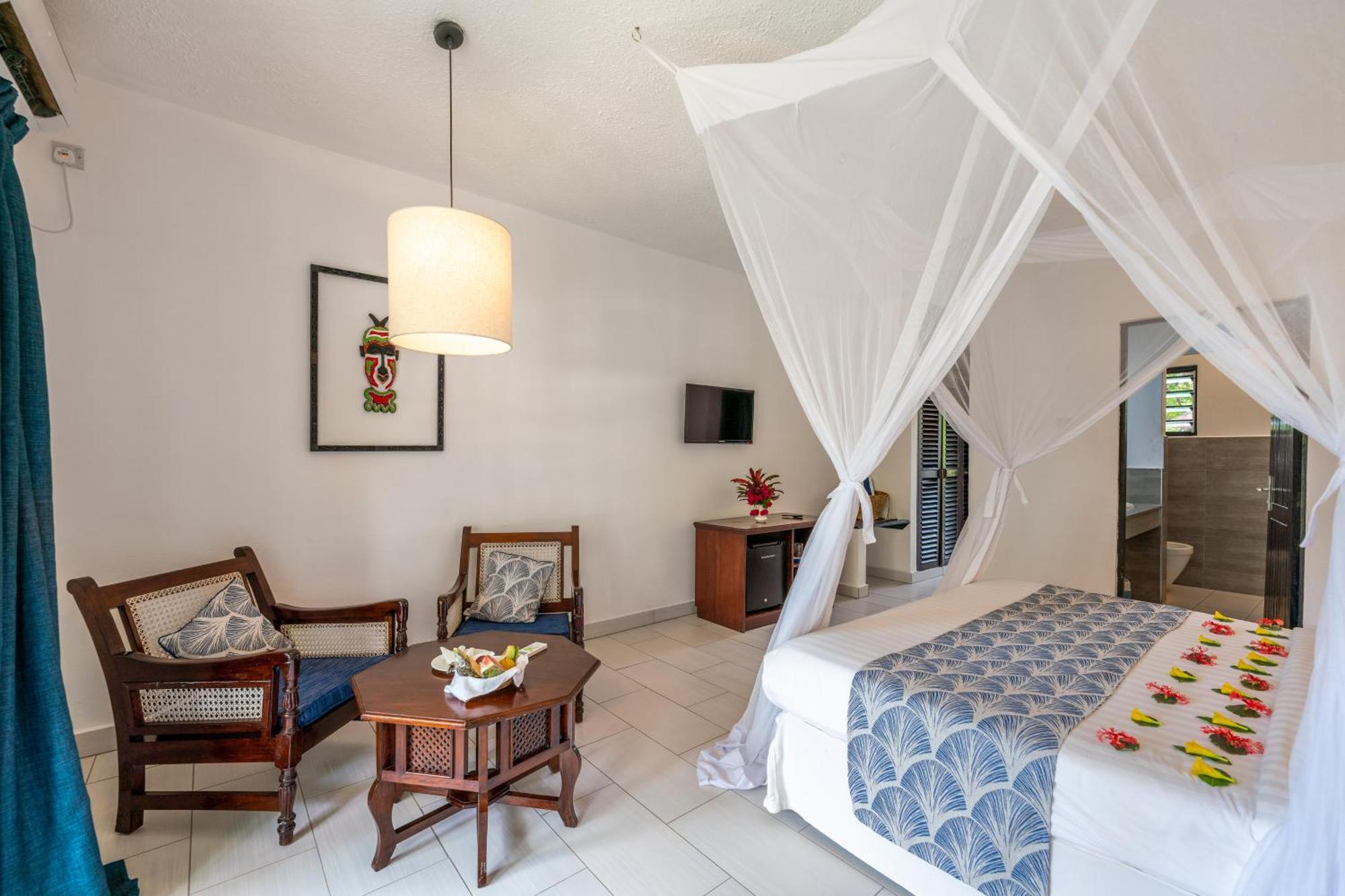 Diani Sea Resort Diani Beach Exterior photo
