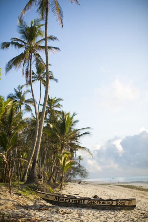 Diani Sea Resort Diani Beach Exterior photo
