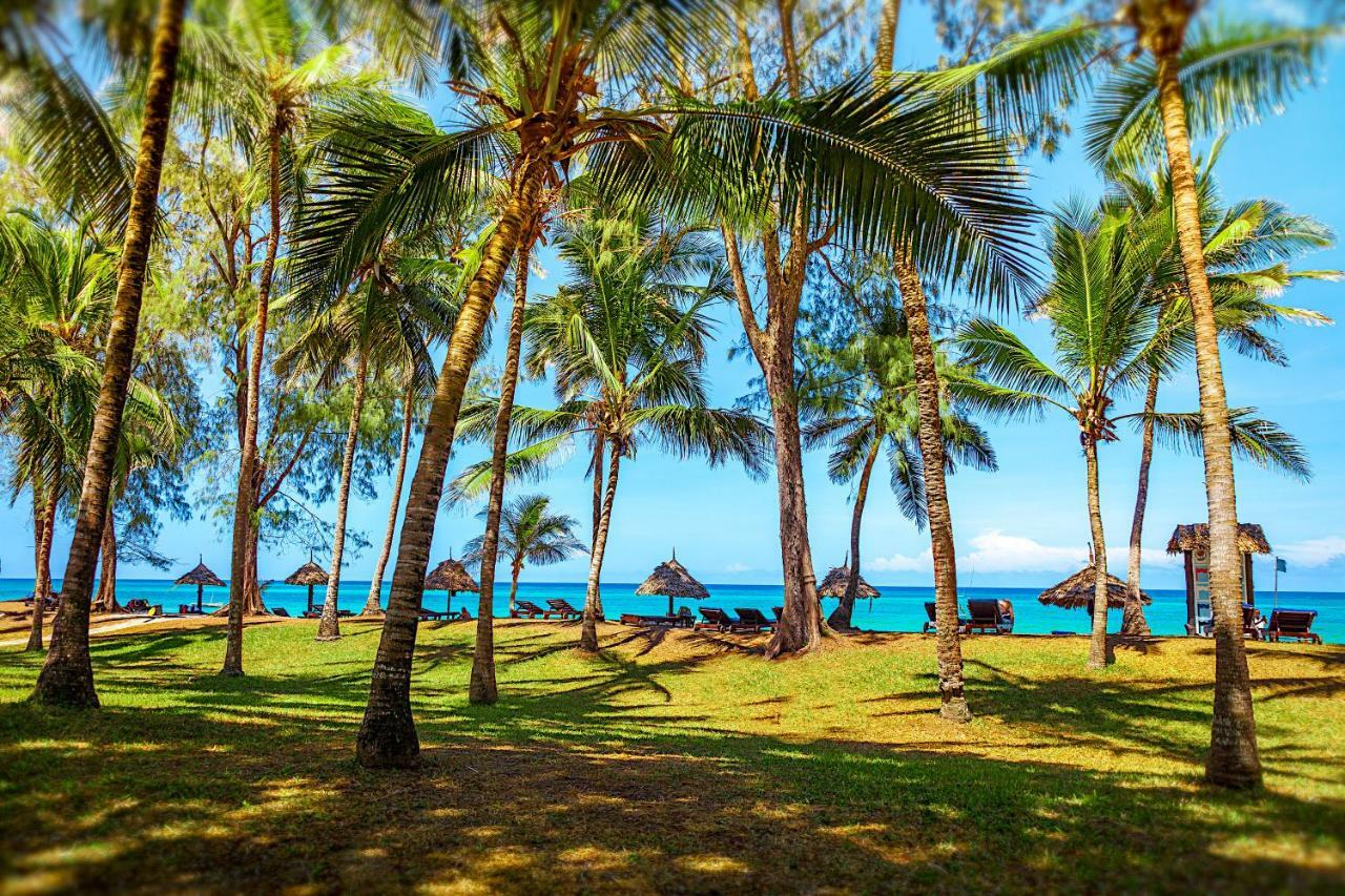 Diani Sea Resort Diani Beach Exterior photo